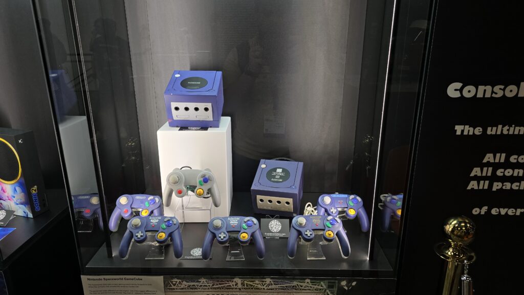 Gamescom Gamecube spaceworld and controller prototypes