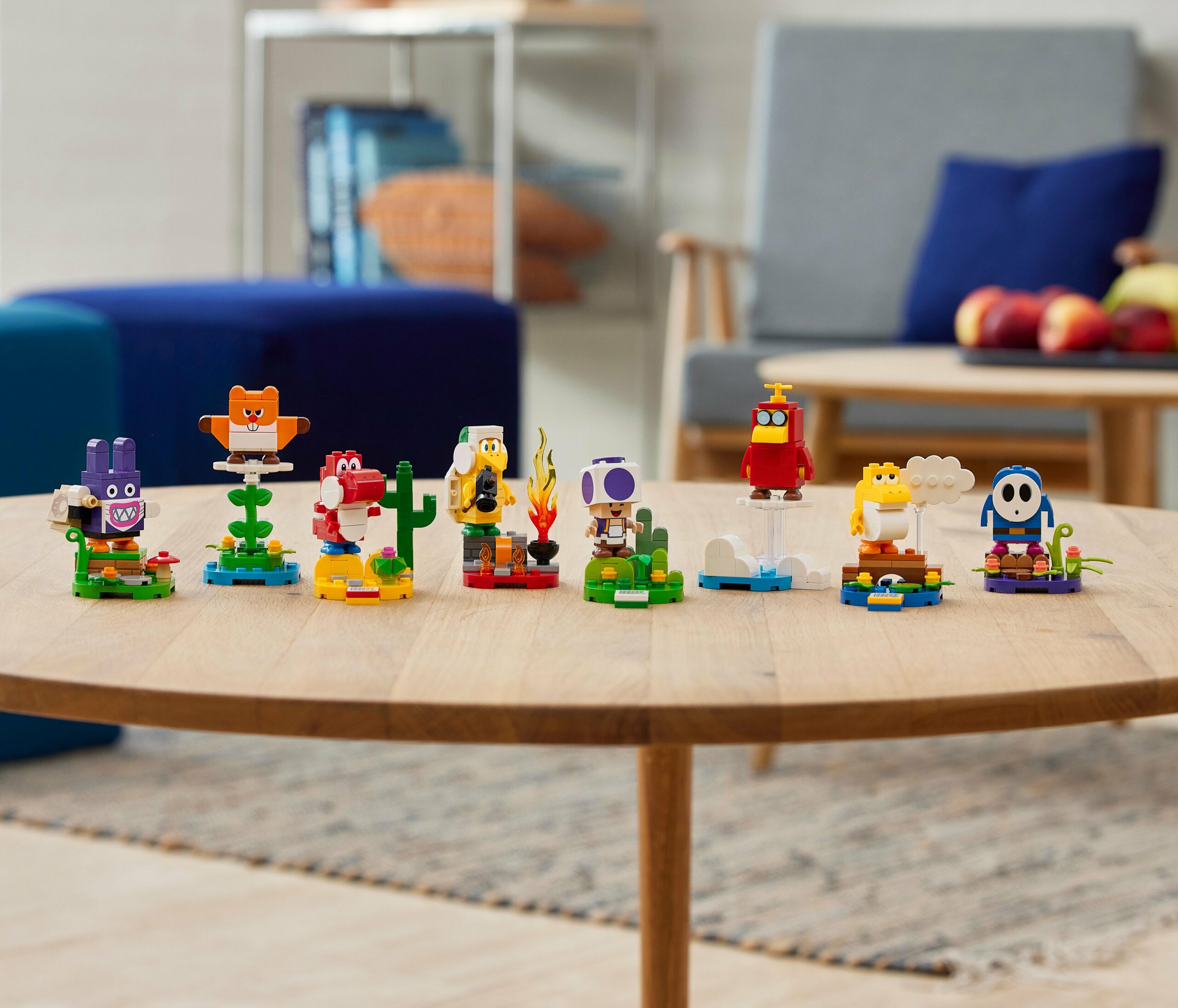 LEGO Mario Characters 5 - Nabbit, Purple Toad, Hammer Bro, Waddlewing, Toady, Baby Yoshi, Red Yoshi & Blue Shy Guy