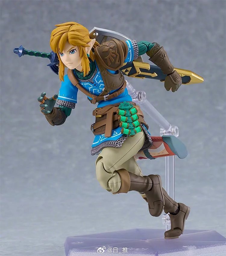 Figma Link Tears of the Kingdom. Link is running