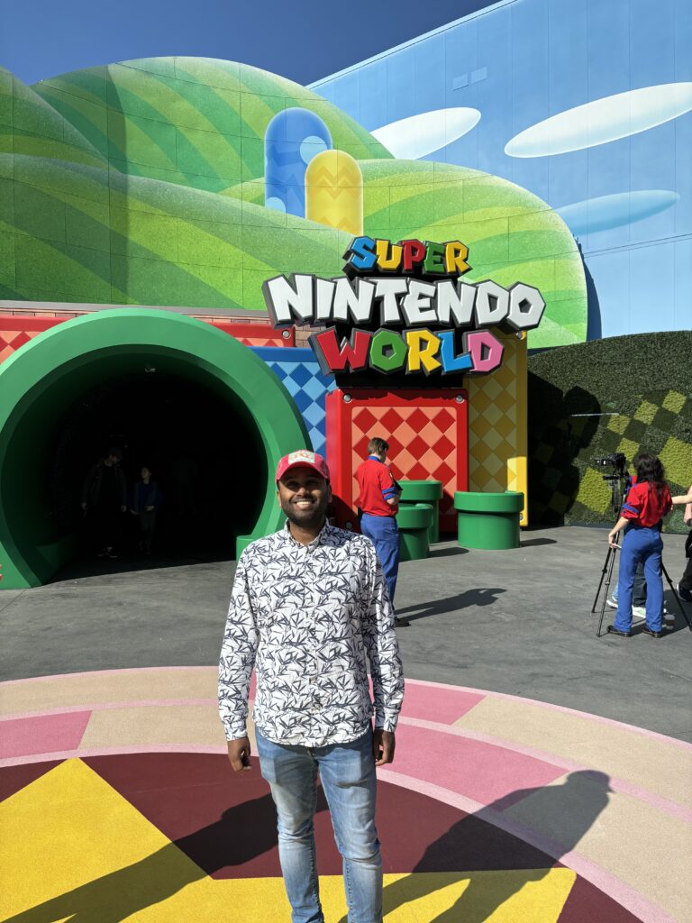 Super Nintendo World, Robert Buckert